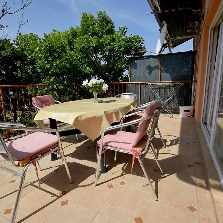 Mari - 30m From The Sea Apartamento Seline
